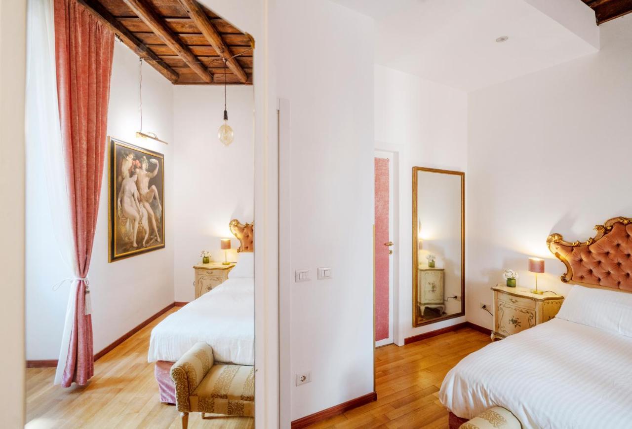 Apartmán Pantheon Caravaggio'S House Řím Exteriér fotografie